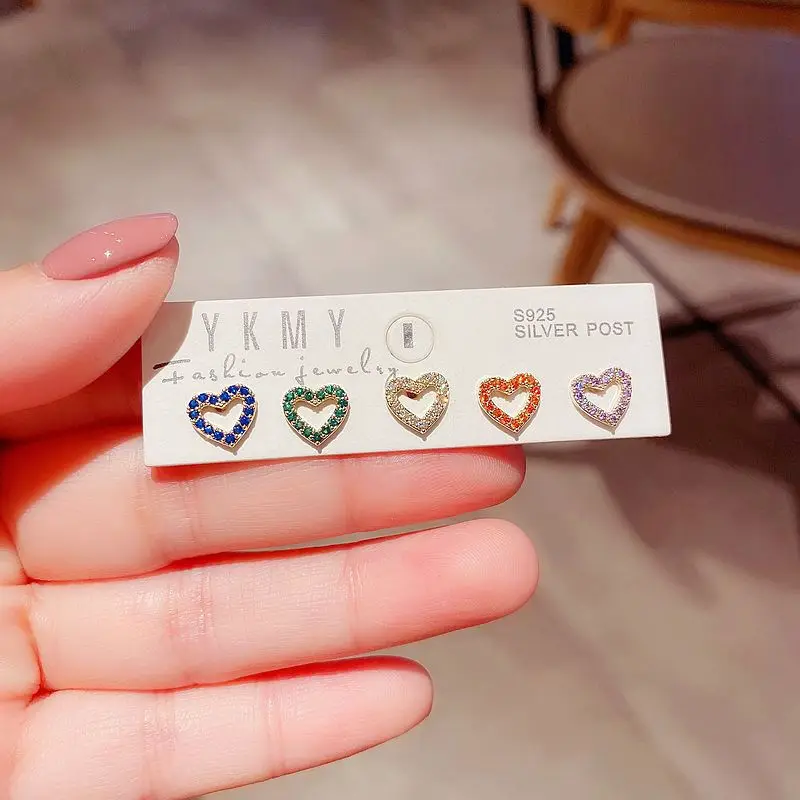 

SIPENGJEL Trendy Rainbow Colored Heart Stud Earrings For Women Silver 925 Needle Piercing Earrings Fashion Jewelry 2021