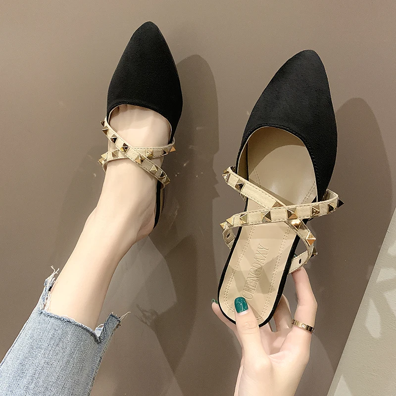 

All-match flat-bottomed Muller shoes spring and summer new fashion pointed rivet sandals Baotou slippers