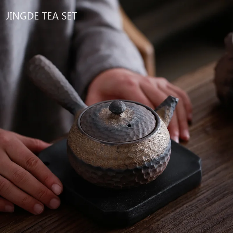 

Japanese-style Stoneware Side Handle Teapot Handmade Ceramics Tea Strainer Boutiques Household Teaware Accessories 190ml