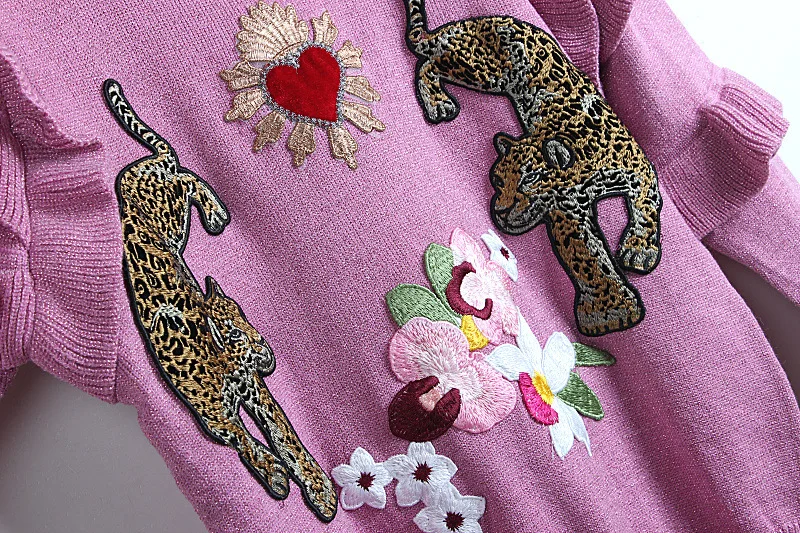 

2020 women pink pullover knit Embroidered leopard Appliques flowers ladies elegant sweater sweet butterfly sleeve Ruffles jumper