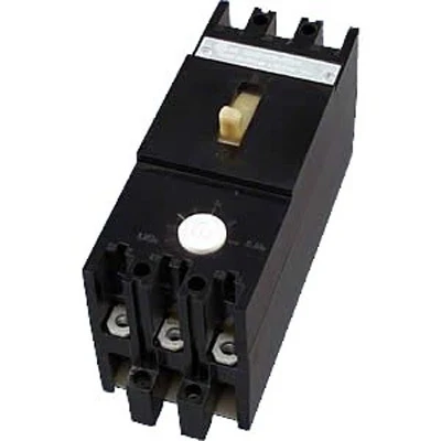 Ae2046 10R circuit breaker ае2046-10р-00у3 3R 16A three-phase keaz |