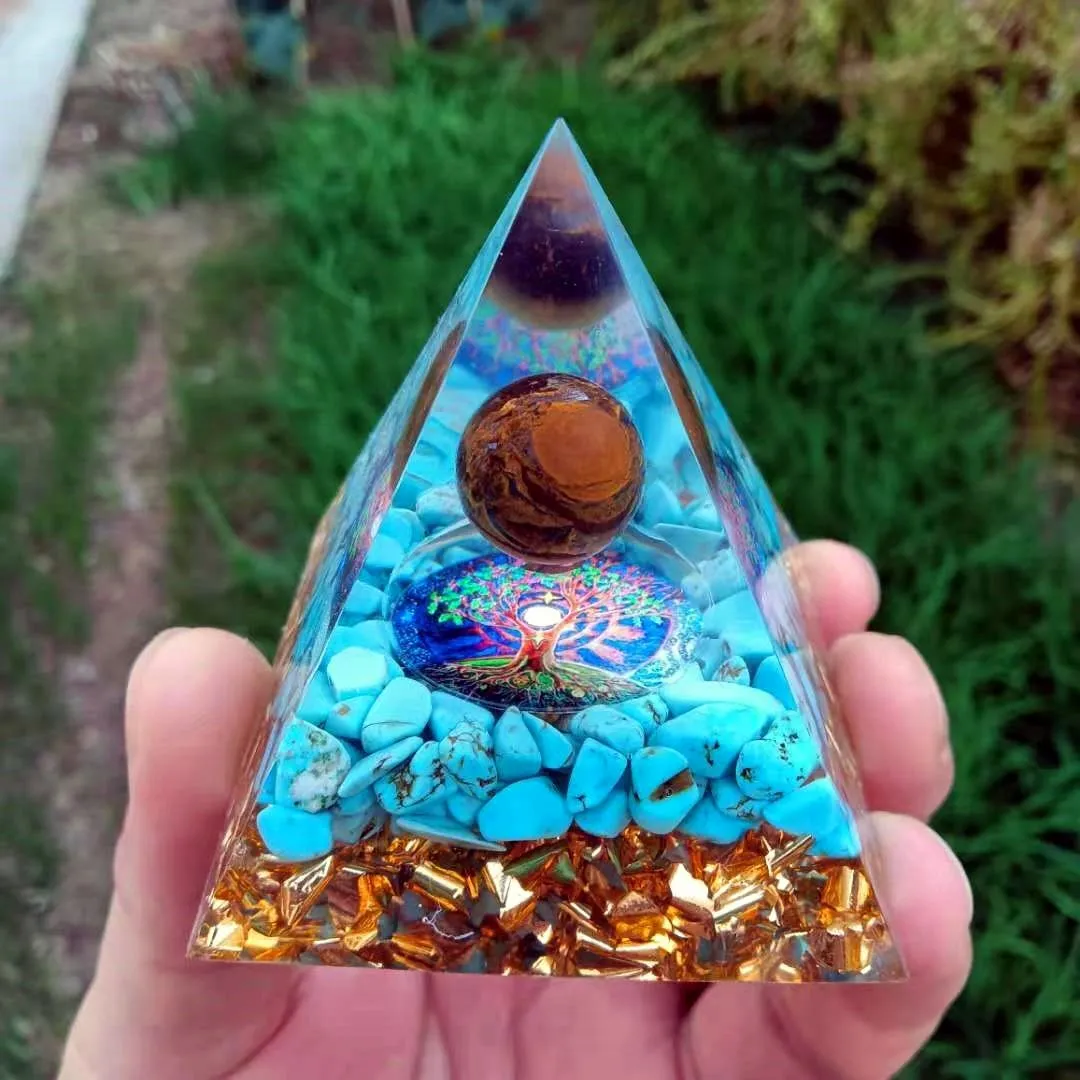

Orgonite foreign trade aogen pyramid ornament natural Turquoise energy pyramid Bring good luck