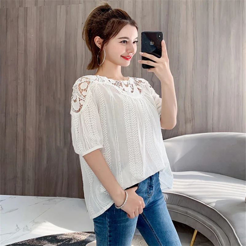 

Summer new 2020 Korean wild loose round neck lantern sleeve hollow casual white shirt blouse