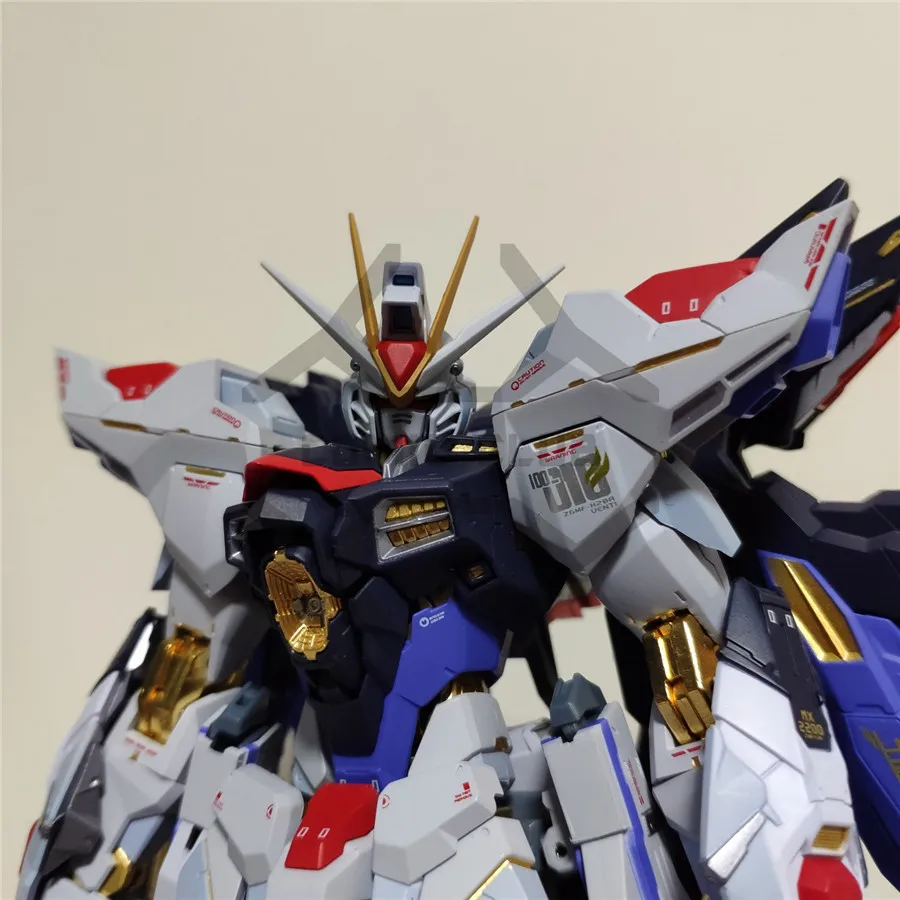 COMIC CLUB в наличии металлические модели строительные MB Gundam Страйк Фридом soul bule ver