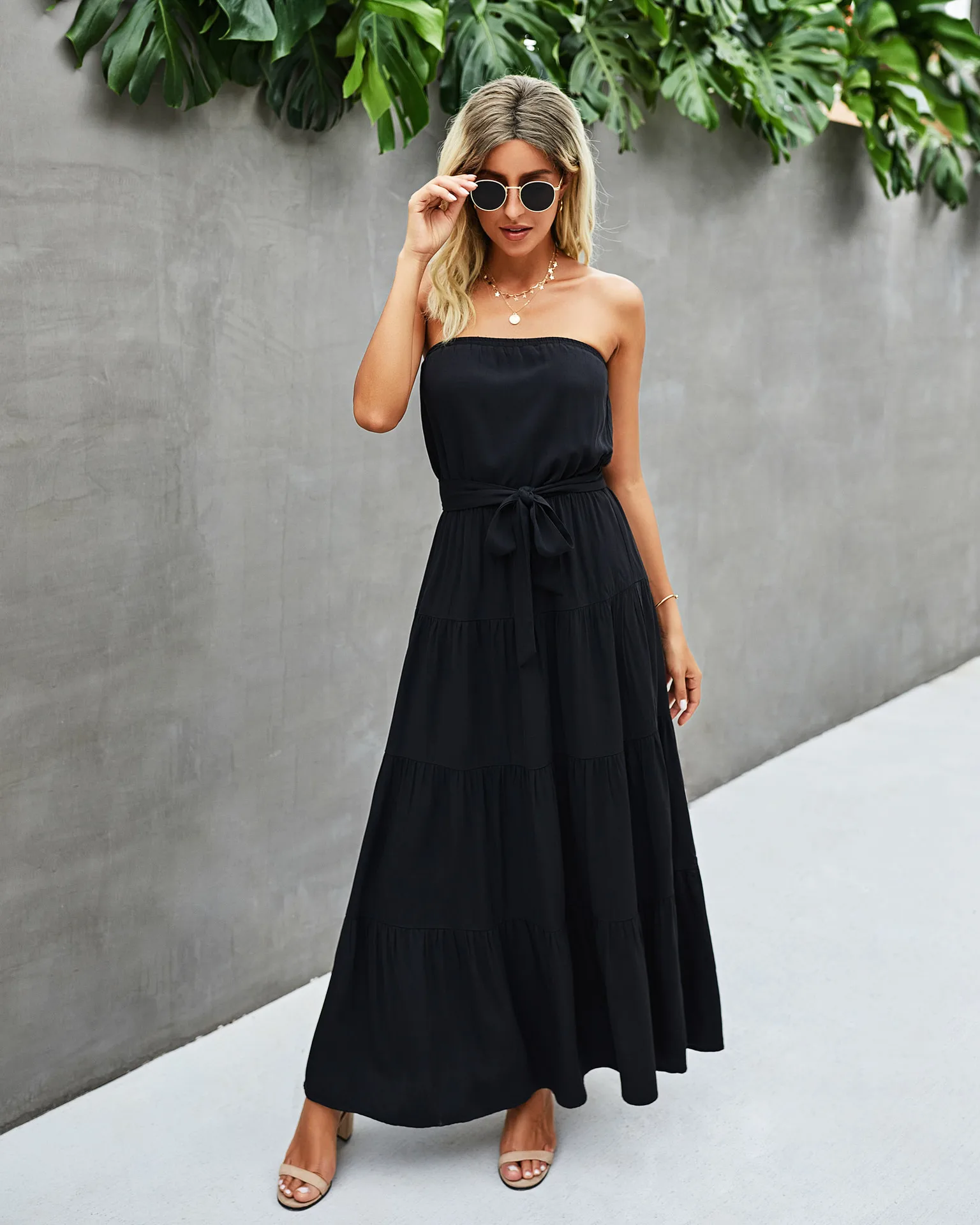 

Женское однотонное платье с лифом и открытой спиной, весна-лето