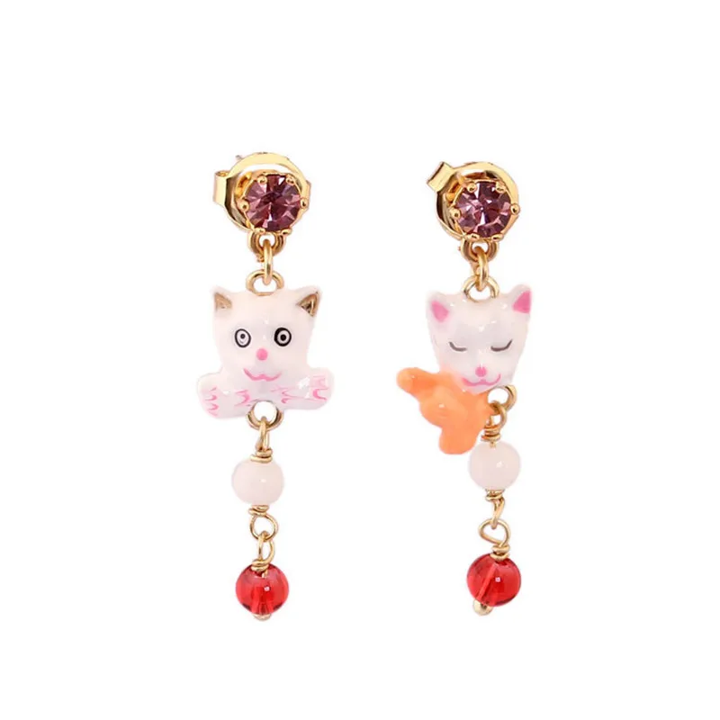

European and American New Cartoon Anime Earrings Female Cute Animal White Cat Tassel Stud Earrings No Pierced Ear Clip Earrings