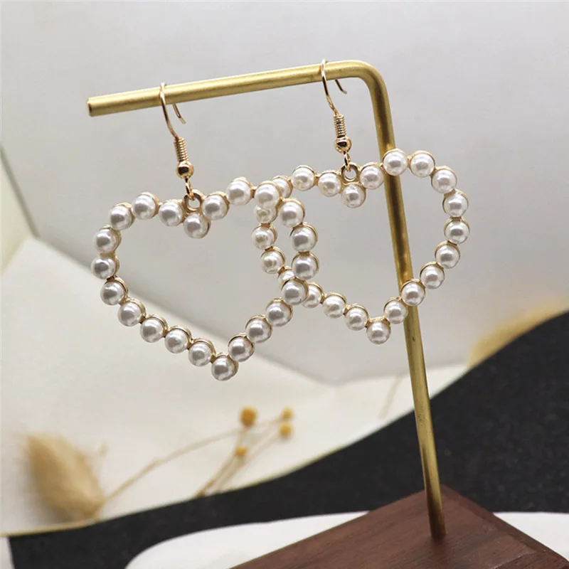 Женские серьги золотого цвета с сердечками жемчужные в Корейском стиле вечерние
