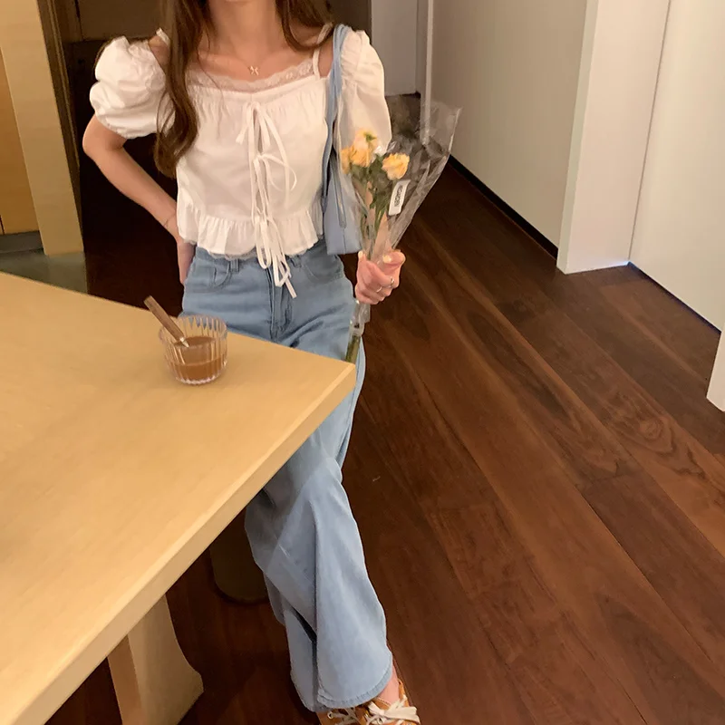 Пикантная белая рубашка в Корейском стиле топ с квадратным вырезом и кружевной