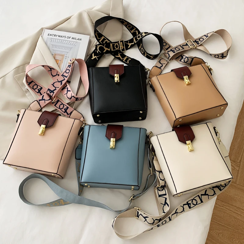

Fashion Ladies Small Bucket Bag Casual Solid Handbags for Women 2021 Designer Wide Shoulder Strap Crossbody Bags Travel Purse