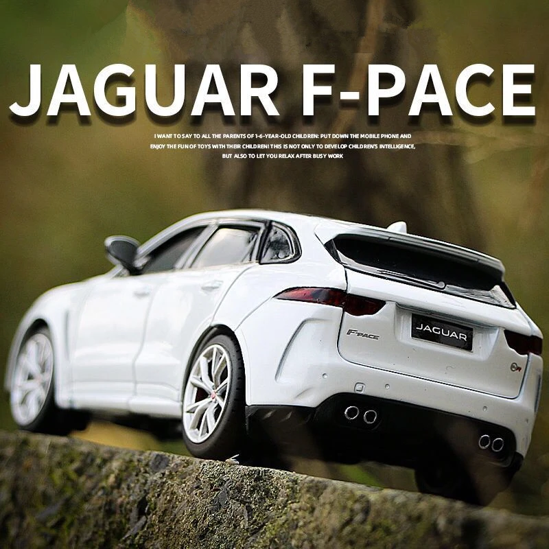 

1:32 Jaguar F-PACE SUV Alloy Car Model Diecast Metal Toy Vehicles Car Model High Simulation Sound and Light Collection Kids Gift