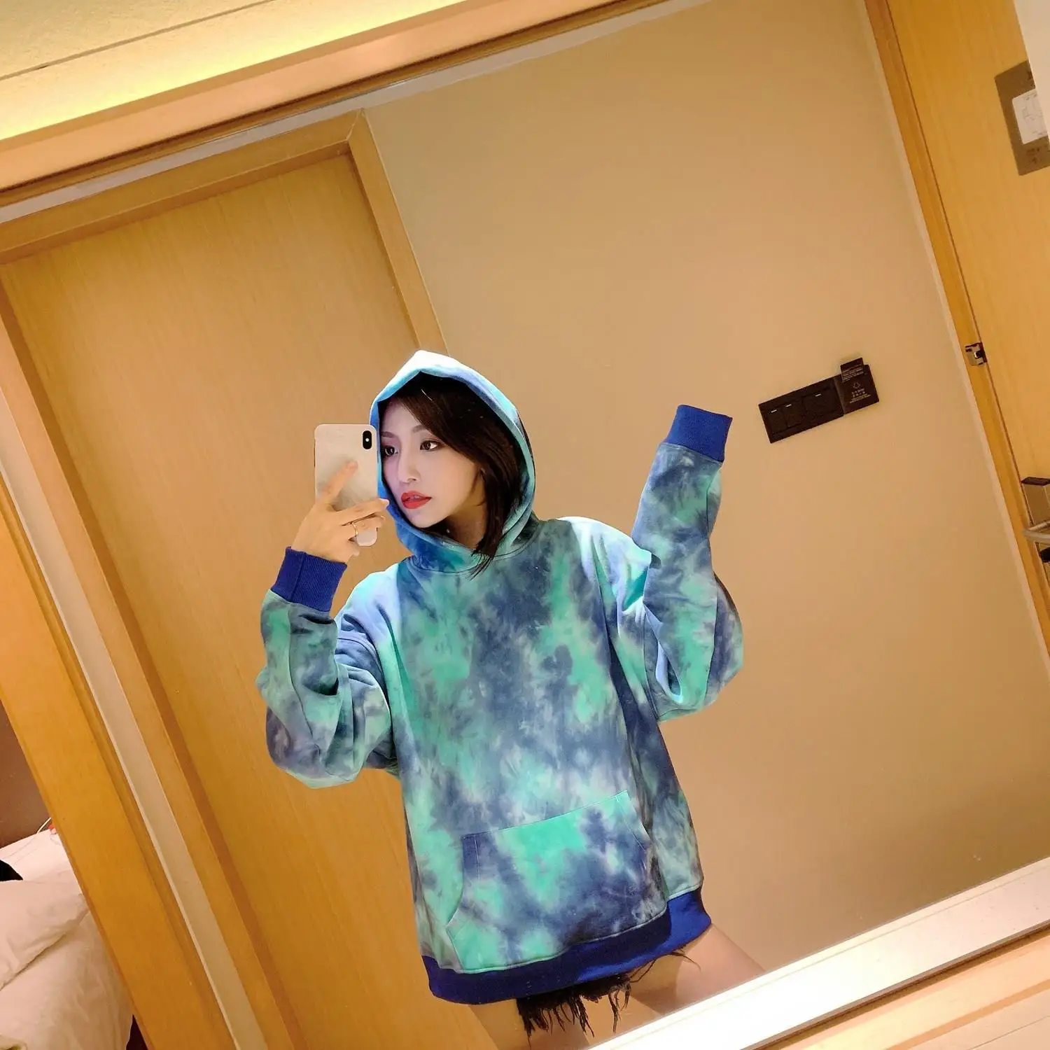 Новые женские толстовки в стиле хип-хоп Модные Повседневные пуловеры с передним