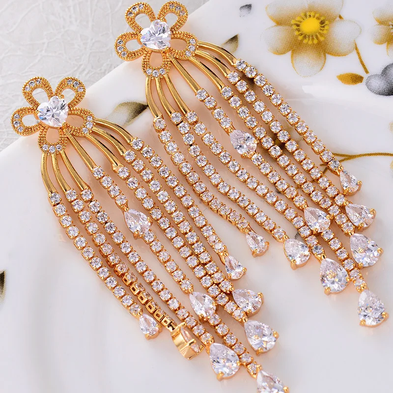 

Fashionable and elegant simple AAA zircon flower women's earrings 210323-68