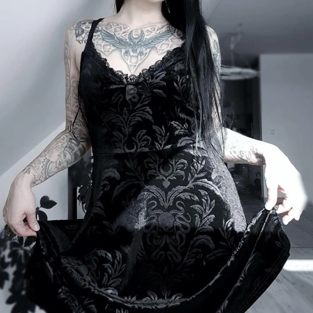 Винтажное женское сексуальное мини платье готическое на шнуровке подтяжках с