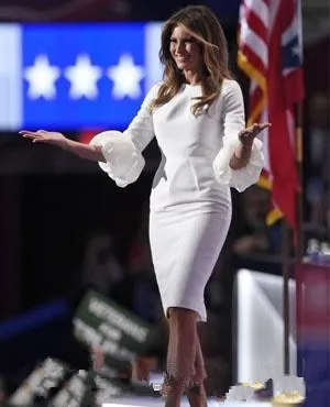 Коктейльное платье Melania Трамп для выпускного вечера платье-футляр с вырезом