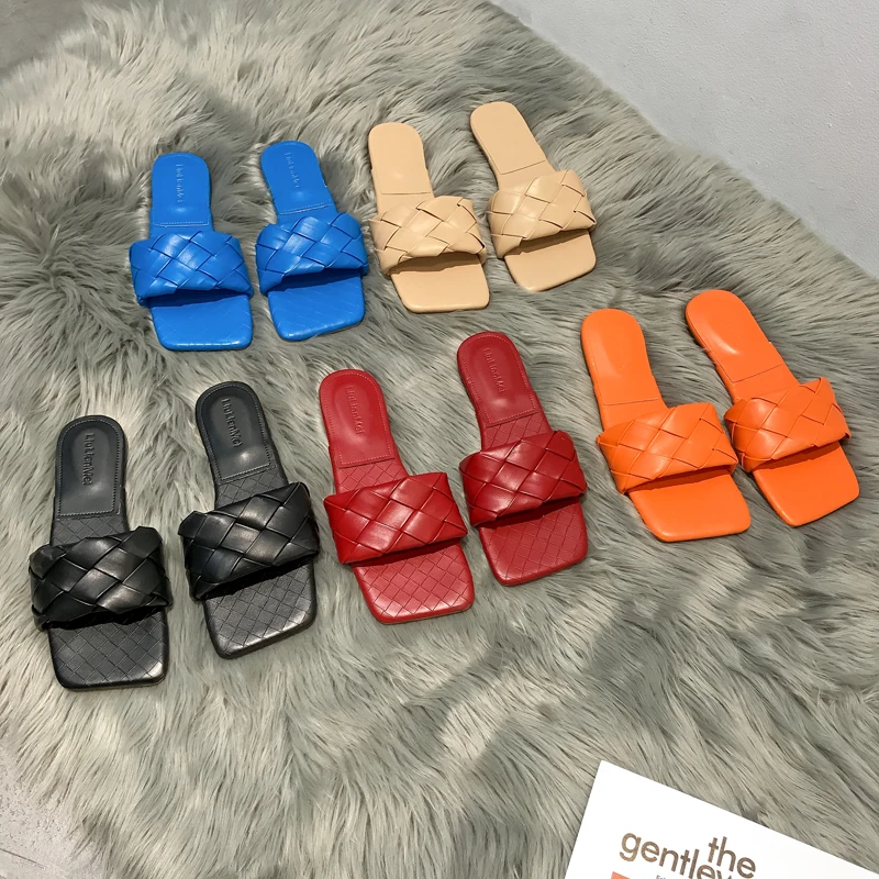

Woman Comfortable Beach Slides flip flops 2020 New Fashion Weaving Summer Slippers Women Casual Open Toe Flat Sandals