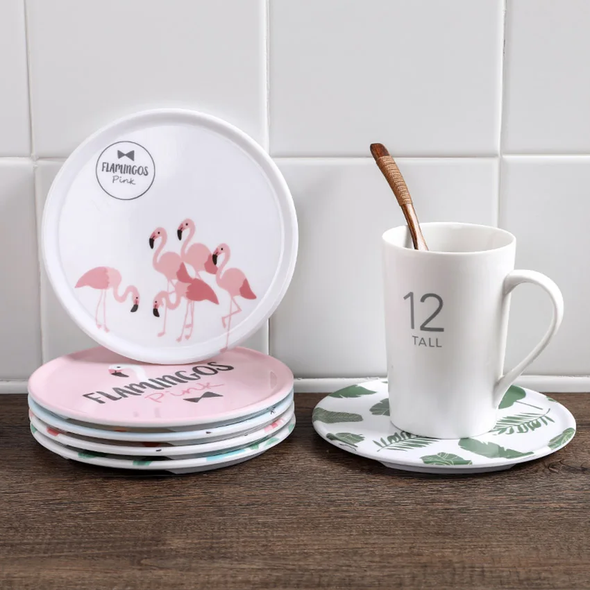 1 шт. Симпатичные фарфоровые пластиковые подставки под чашки с фламинго коврики