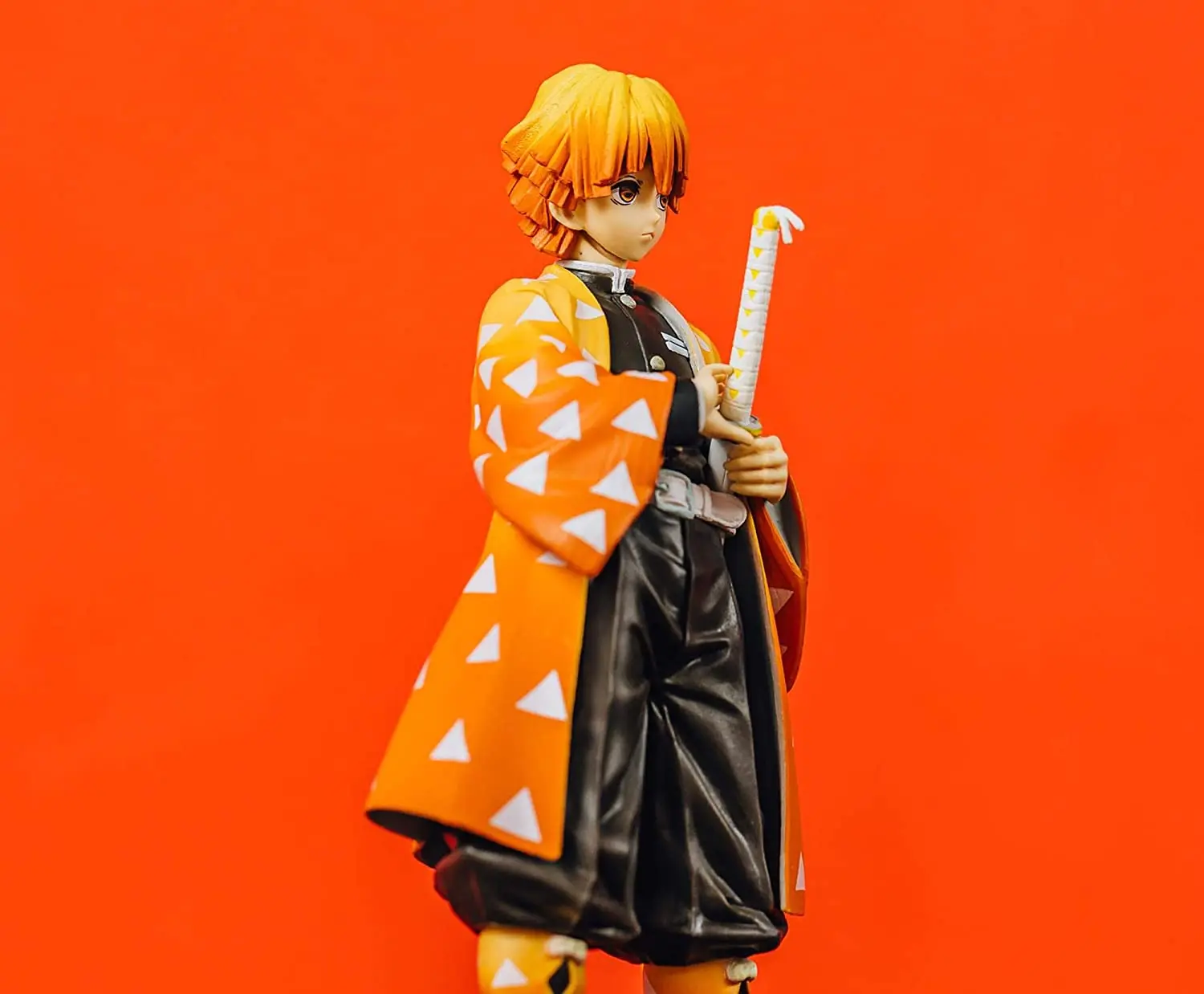 

Bandai Demon Slayer: Kimetsu No Yaiba Zenitsu Agatsuma 15Cm Pvc Model Figurals Anime Figure Character