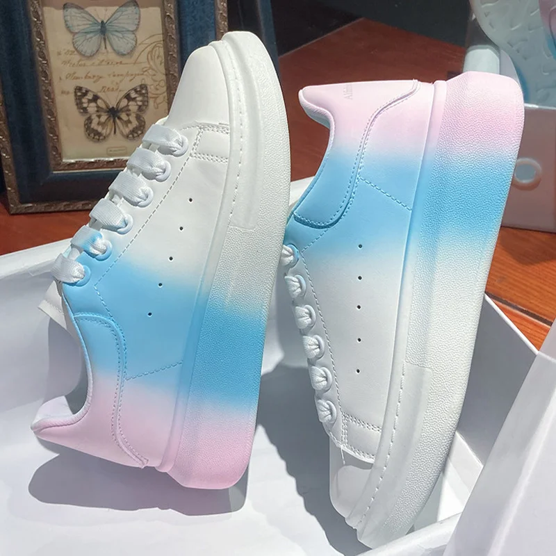 

Женская повседневная обувь, новинка 2021, демисезонные спортивные туфли на плоской подошве со шнуровкой, дышащая обувь для бега и путешествий...