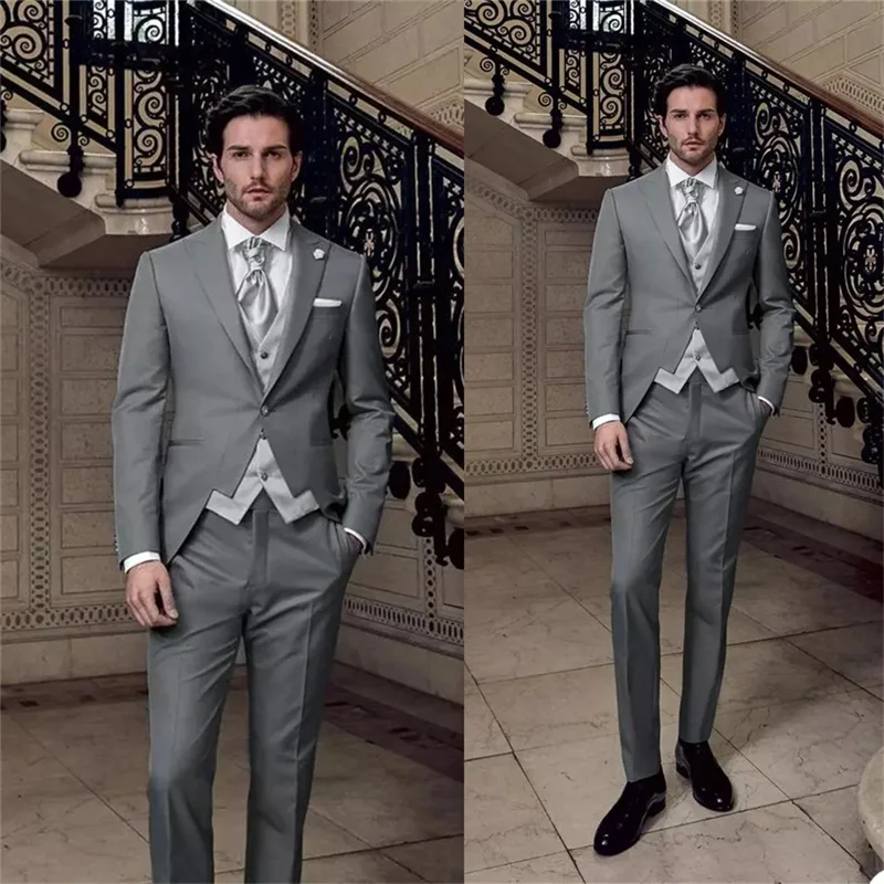 

Grey Men Suits Newest Tailor-Made 3 Pieces Wedding Groom Suits For Man Custom Made Design Handsome Formal Business Causal Prom