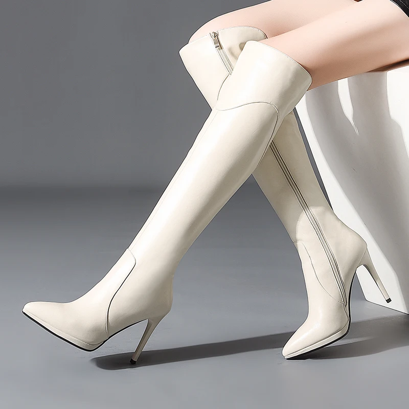 Сапоги выше колена из натуральной кожи на высоком каблуке 10 см короткие плюшевые