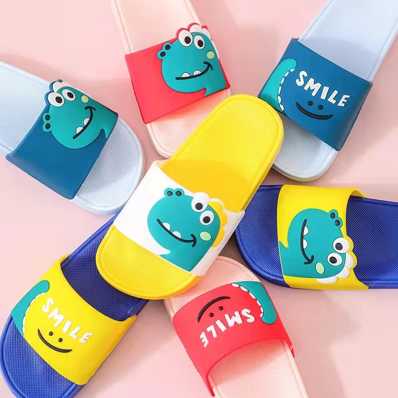 Summer Beach Non-Slip Comfort Children Slippers Home Bathroom Indoor Cartoon Kids Shoes Smile Dinosaur Kids Slippers For Boys