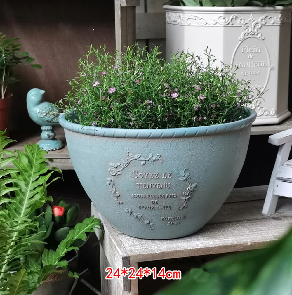 

Пластиковая винтажная чаша ручной работы для украшения сада