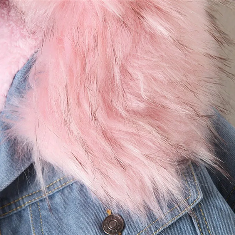 

Fashion Women Winter Fur Lining Thick Warm Denim Jacket Hairy Fur Collar Hoody Hip Hop Casual Loose Fit Jeans Coat Cargo Jacket
