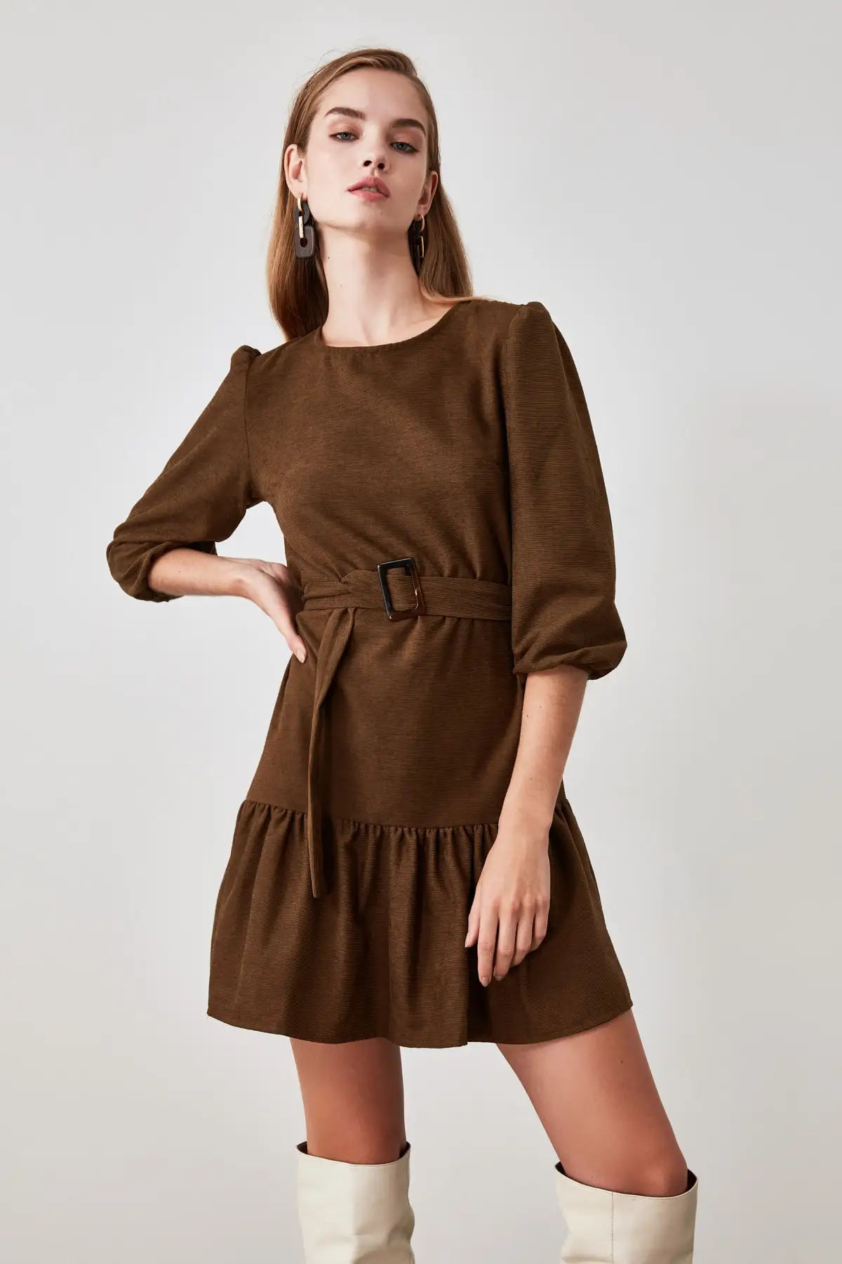 

Trendyol Arched Velvet Dress TWOAW21EL0952