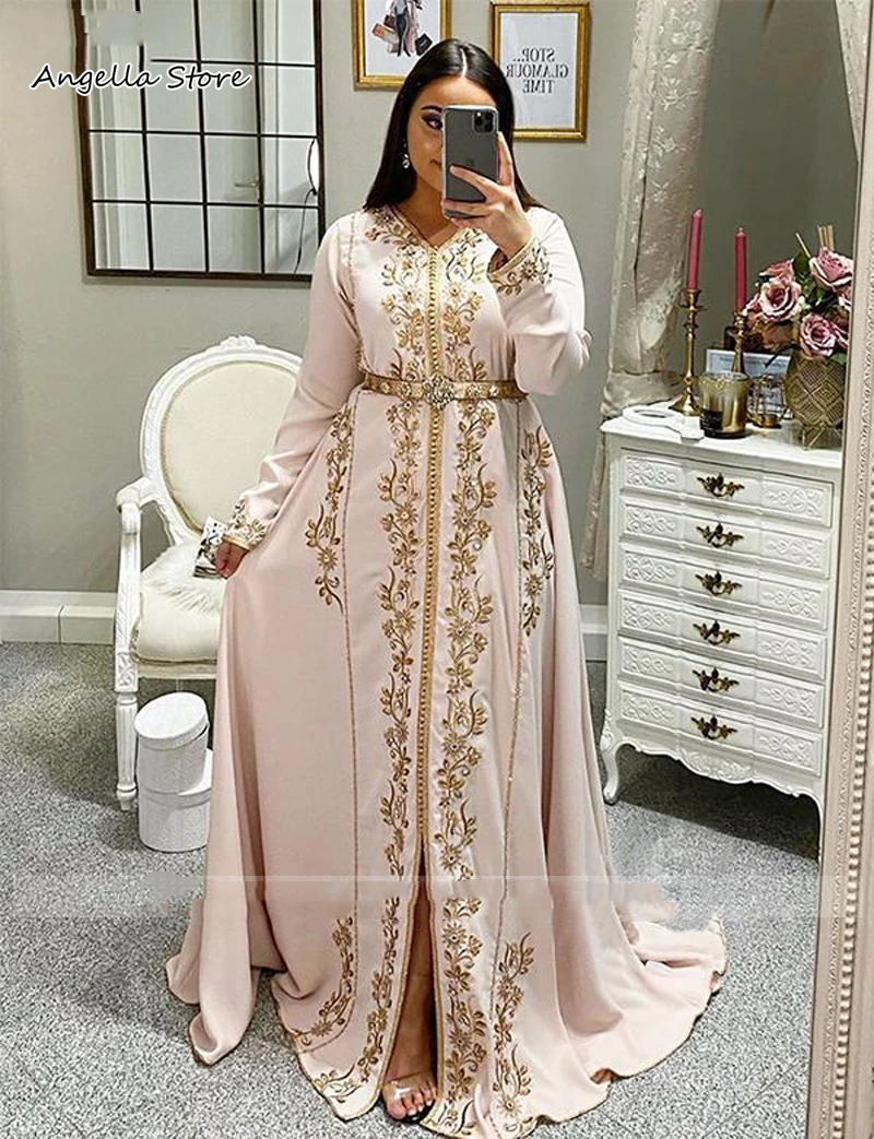 Рисунок 2 - Белый марокканский кафтан