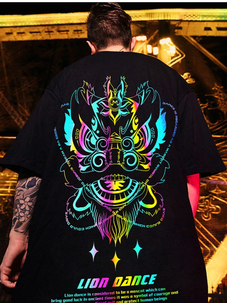 

Брендовая яркая Светоотражающая футболка Over size, свободная мужская одежда в стиле хип-хоп, с короткими рукавами для пары, размера плюс размер