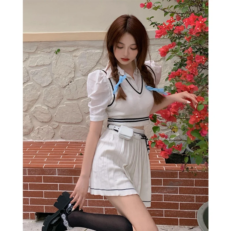 

College Style Suit Women Summer Knitted Vest V-neck Vest Sleeveless Top White Pleated Skirt Korean Fashion Clothing