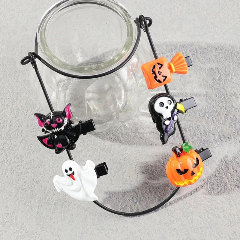 

Halloween Party Hair Bows Clips for Baby Girls Teens Kids Little Shiny Pumpkin Ghost Shape Barrettes Cute Hairpins Gift