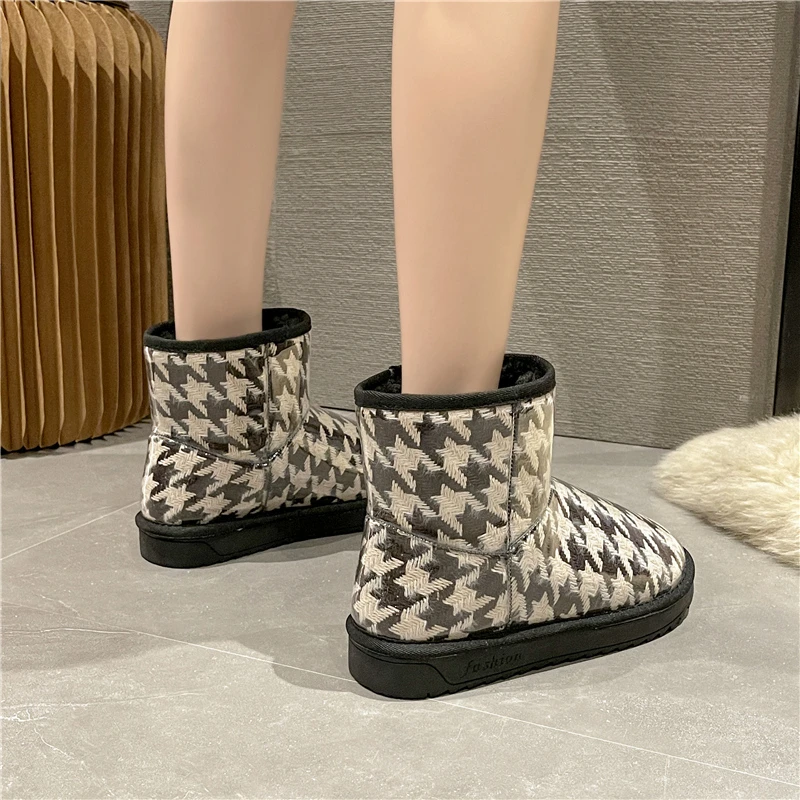 

Women's Short Boots Thick-soled Plus Velvet Waterproof High-quality Women's Boots Comfortable Outdoor Warm Snow Boots 2021