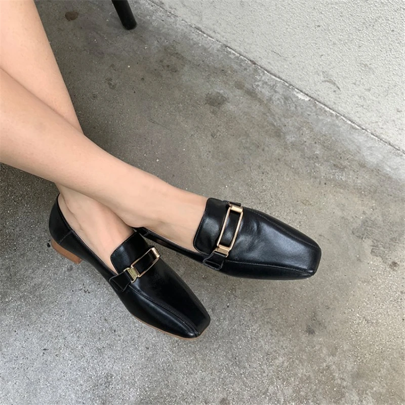 

VERCONAS Spring Basic Women Pumps Genuine Leather Low Heels Shoes Woman New Metal Decoration Square Toe Pumps Concise Casual