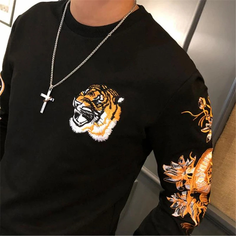 

Men's Sportswear Sets 2020 Autumn Winter Male Casual Tracksuit Men 2 Piece Sweatshirt + Sweatpants Set Man new heavy industry e
