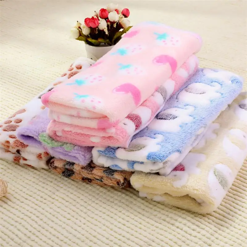 

Super Soft Coral Fleece Blanket Cover for Sofa Bed Thicken Blanket Siesta Office Bedspread Yoga Coverlet for Home Small Sheet