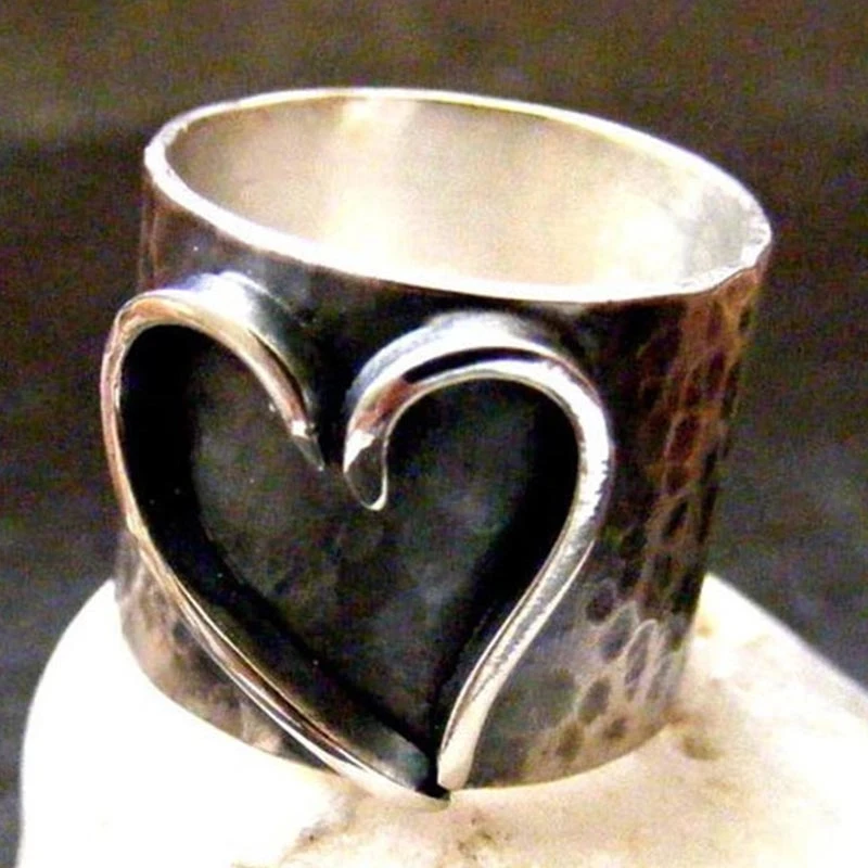 

Vintage Large Heart Rings for Women 2021 New Arrivals Women's Engagement Ring Female Wedding Jewelry Accessories Gifts Wholesale