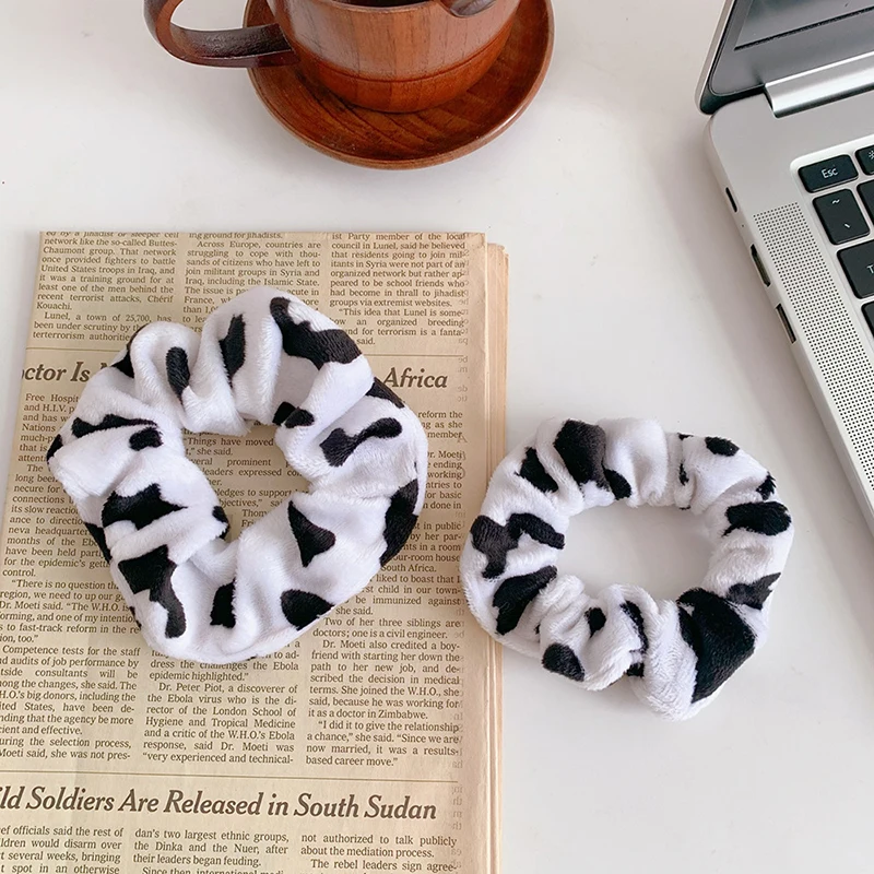 

Cow Pattern Velvet Hair Ring Scrunchie Women Girls Elastic Hair Rubber Bands Accessories Tie Hair Rope Ponytail Holder Headdress