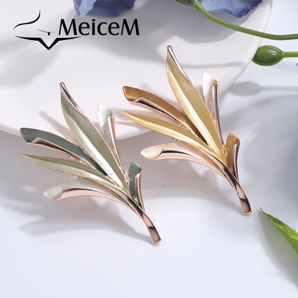 

Meicem Brooches for Women 2021 Popular Design Jewelry Luxury Girl Wedding Brooch Lapel Pins Women's Leaves Fashion Jewellery Mom