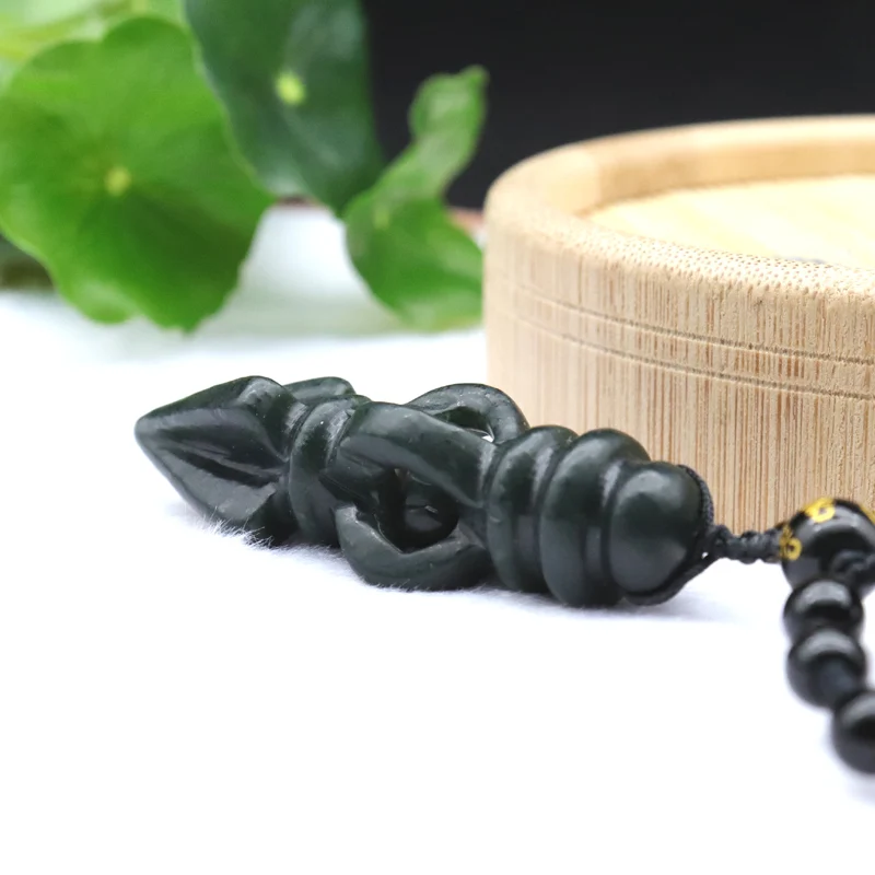 Кулон с натуральным нефритовым артефактом ожерелье резной буддизм инструмент