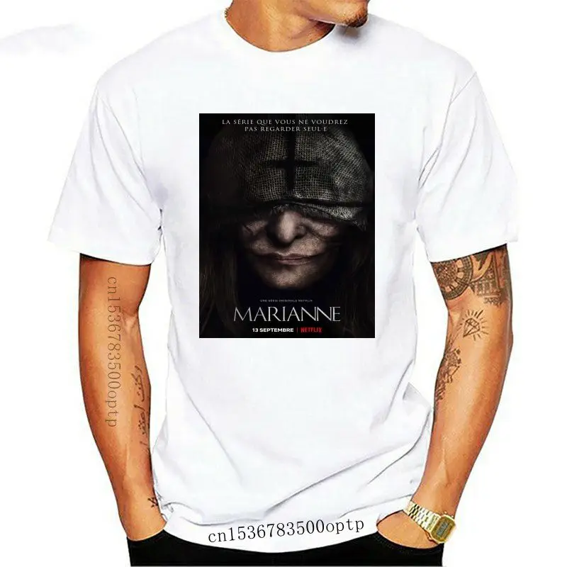 

Черная, темно-синяя футболка с надписью «Marianne» (2020)