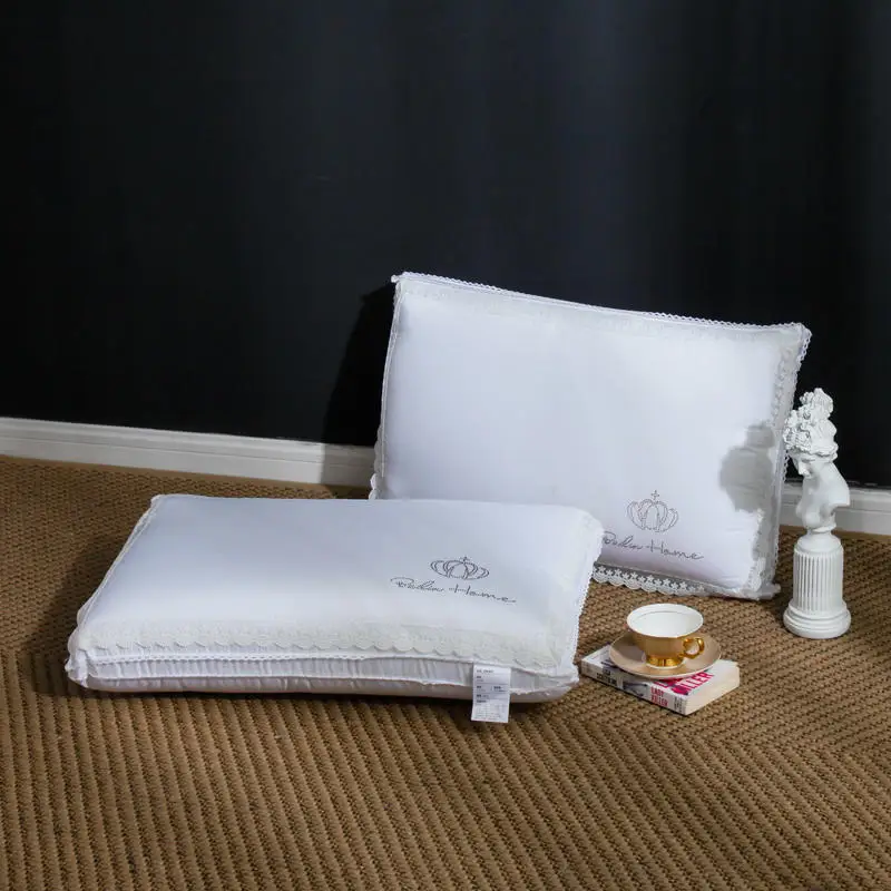 Кружевная подушка из чистого хлопка для девочек с вышивкой в виде короны