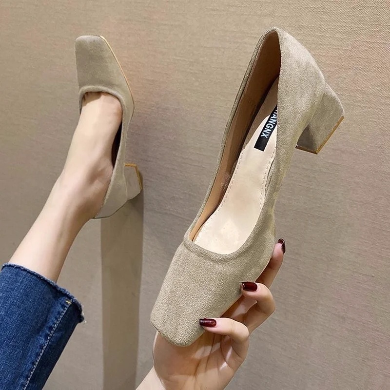 Купи Fashion Square Low-Heel Work Single Shoes 2022 Simple Fashion Women Shoes Black Casual Ladies Pumps Retro Square Toe High Heels за 373 рублей в магазине AliExpress