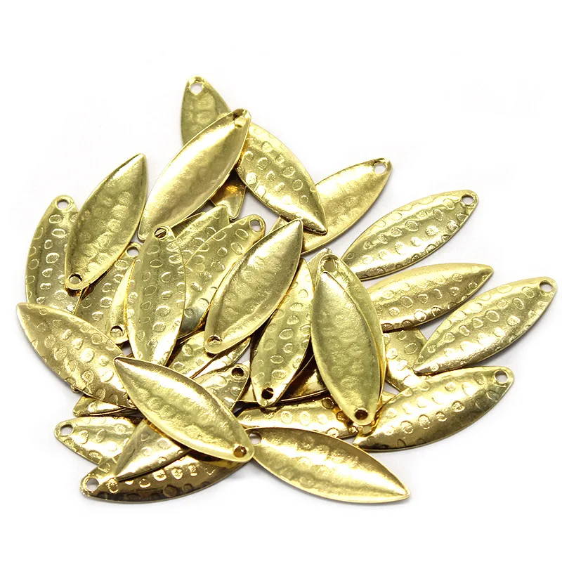 

10-20pcs/lot Metal Spoon Pit / smooth surface fly Fishing lure Sequin Noise Silver Gold Willow Blades DIY Fish bait Accessories