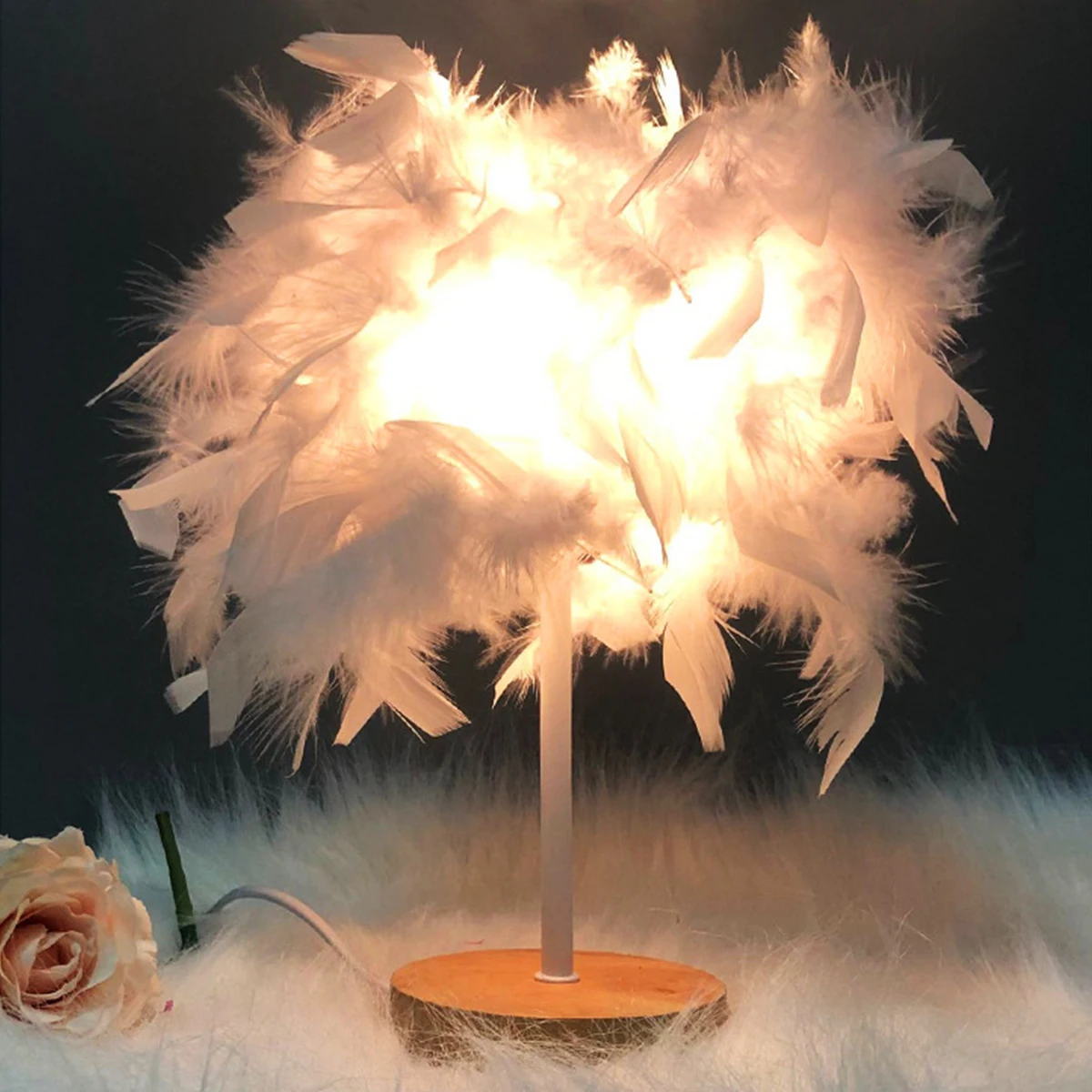 

Fairy light Feather Table Lamp USB Power DIY Creative Warm Light Tree Feather Lampshade Wedding Home Bedroom Decor