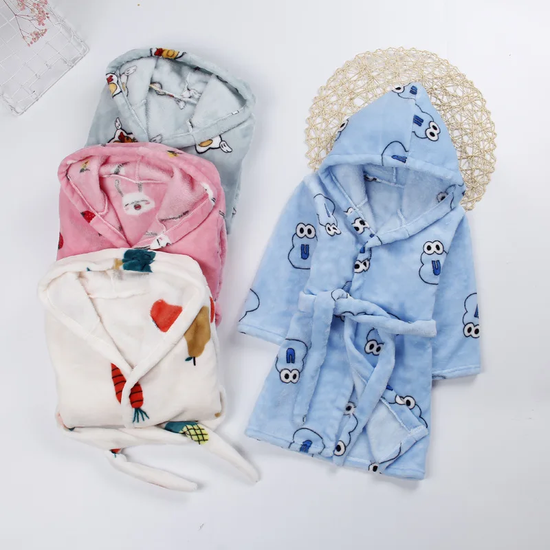 Халат детский с капюшоном и длинным рукавом мультяшный банный халат для