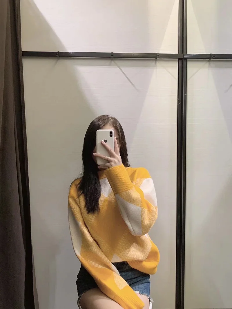 Вязаный Свитер оверсайз с круглым вырезом и принтом | Женская одежда