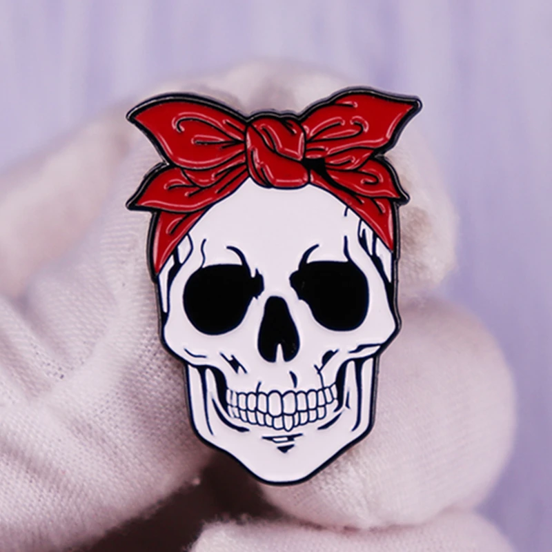 

Skull Bandana Scarf Skeleton Pirate Brooch Pins Enamel Metal Badges Lapel Pin Brooches Jackets Fashion Jewelry Accessories