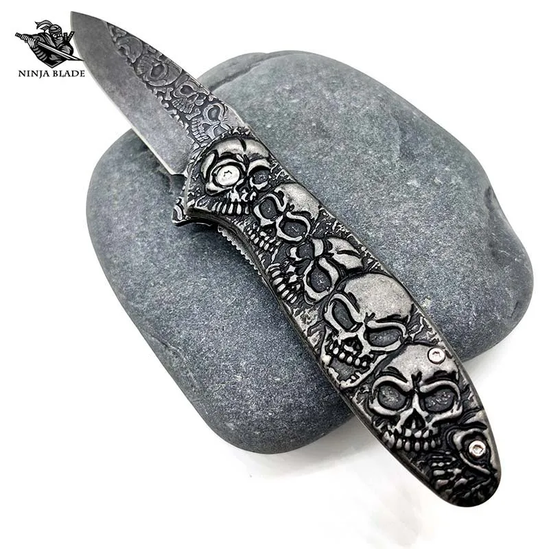 Складной нож со скелетом черепом головой демона злого тотема скульптурная ручка