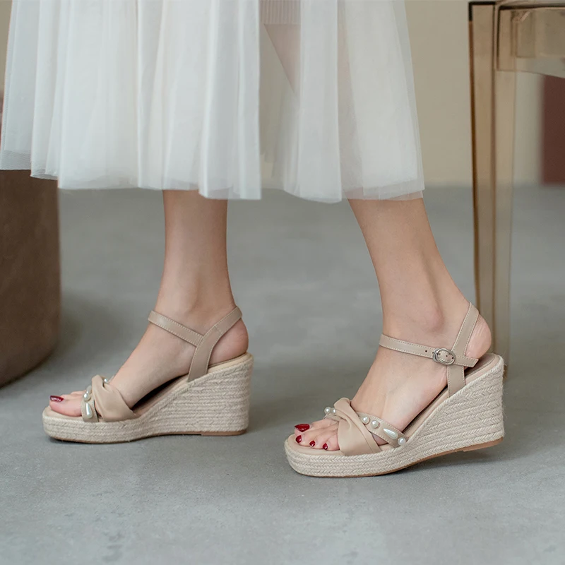 

EGONERY Women Slope Heel Sandals summer New Style Genuine Leather Leisure Shoes Round Toe Concise Comfortable Beaded decoration